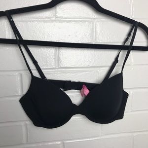 {PINK VS} Black T-Shirt Demi 34 B Bra